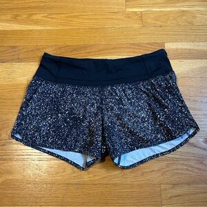 LULULEMON SPECKLED SPEED UP SHORTS